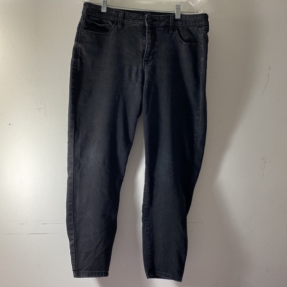 Style & Co | Black Curvy Skinny Leg Jeans Size 12 - Picture 8 of 16